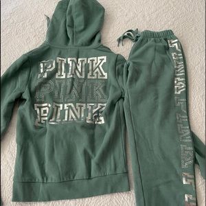 Victoria secret jogging suit size Xs